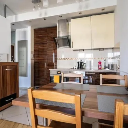 Urban Chic - One Bedroom - Luxury - Platinum Towers * Varsóvia
